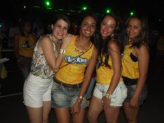 Oktober 10 Anos